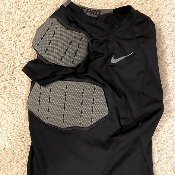 Nike Pro Boys football padded shirt youth small